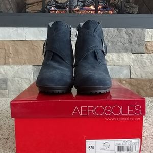Women's AeroSoles "Mentor" Dark Blue Suede Boot